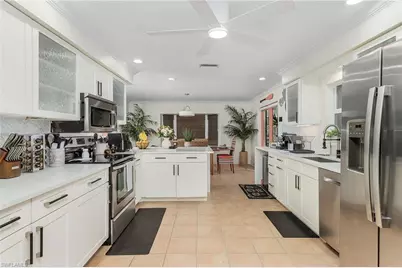 2950 Coach House Ln, Naples, FL 34105 - Photo 19