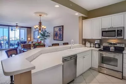 400 Flagship Dr #604, Naples, FL 34108 - Photo 7