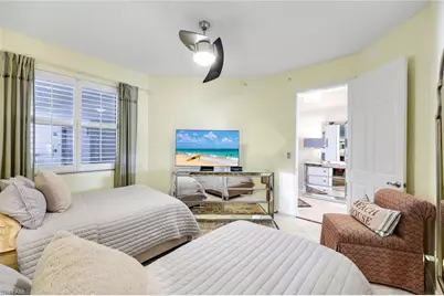 400 Flagship Dr #902, Naples, FL 34108 - Photo 17