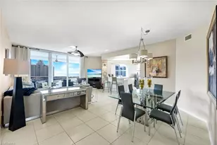 400 Flagship Dr, Naples, FL 34108 - Photo 9