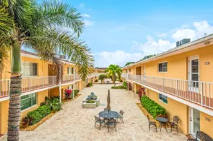 578 Broad Ave S, Naples, FL 34102 - Photo 1