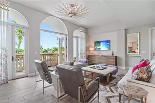 375 5th Ave S, Naples, FL 34102 - Photo 7