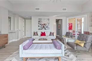 375 5th Ave S, Naples, FL 34102 - Photo 9