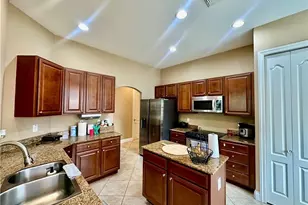 1338 Corso Palermo Ct, Naples, FL 34105 - Photo 17