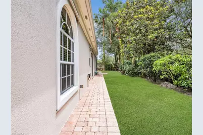 5902 Bermuda Ln, Naples, FL 34119 - Photo 39