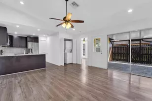 5620 Foxlake Dr, North Fort Myers, FL 33917 - Photo 7