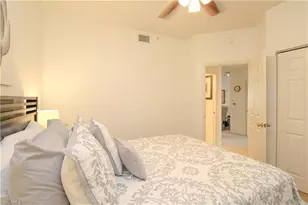 519 Roma Ct, Naples, FL 34110 - Photo 11