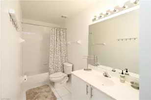 519 Roma Ct, Naples, FL 34110 - Photo 29