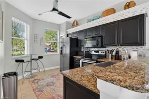 912 Briarwood Blvd, Naples, FL 34104 - Photo 7
