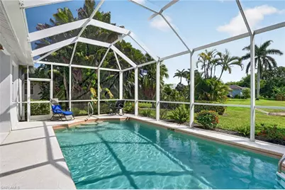 912 Briarwood Blvd, Naples, FL 34104 - Photo 21