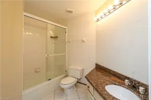 1040 Moon Lake Dr, Naples, FL 34104 - Photo 17