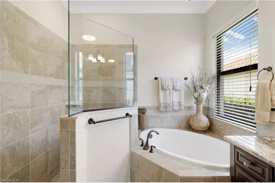28657 Newtown Ct, Bonita Springs, FL 34135 - Photo 23