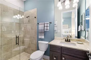 28657 Newtown Ct, Bonita Springs, FL 34135 - Photo 27