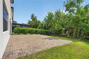 8951 Madrid Cir, Naples, FL 34104 - Photo 37
