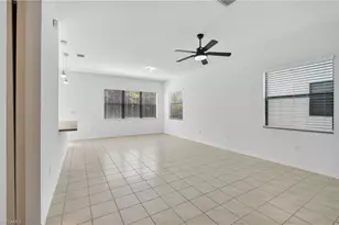 8951 Madrid Cir, Naples, FL 34104 - Photo 15