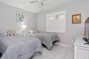 400 Fox Haven Dr, Naples, FL 34104 - Photo 21