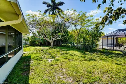 4818 Tahiti Ln, Naples, FL 34112 - Photo 29