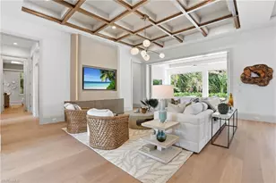 744 Willowhead Dr, Naples, FL 34103 - Photo 5