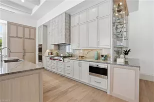 744 Willowhead Dr, Naples, FL 34103 - Photo 9