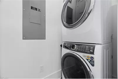 201 8th St S #310, Naples, FL 34102 - Photo 25