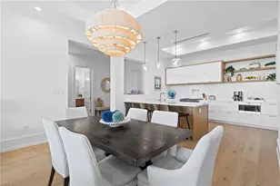 201 8th St S, Naples, FL 34102 - Photo 9
