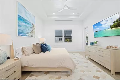 201 8th St S #310, Naples, FL 34102 - Photo 15