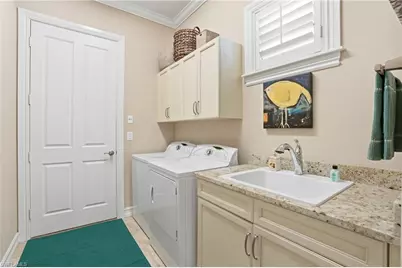 6453 Costa Cir, Naples, FL 34113 - Photo 29
