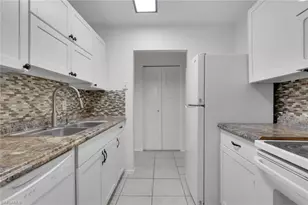 2828 Jackson St, Fort Myers, FL 33901 - Photo 9