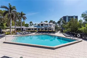 511 Club Side Dr, Naples, FL 34110 - Photo 23