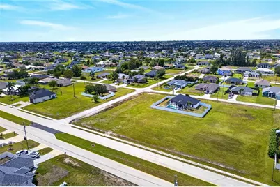 2806 Tropicana Pkwy W, Cape Coral, FL 33993 - Photo 9