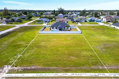 2806 Tropicana Pkwy W, Cape Coral, FL 33993 - Photo 3