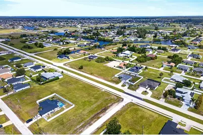 2806 Tropicana Pkwy W, Cape Coral, FL 33993 - Photo 21