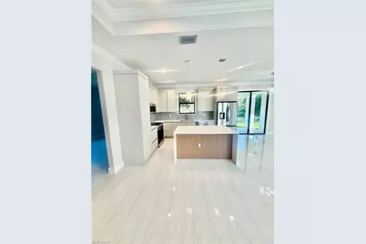 4092 24th Ave SE, Naples, FL 34117 - Photo 11