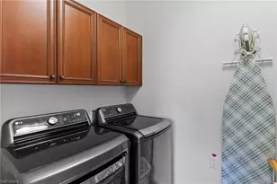 6693 Alden Woods Cir, Naples, FL 34113 - Photo 23