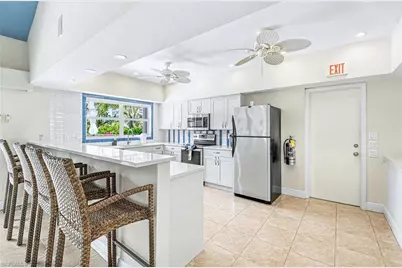 1851 Gulf Shore Blvd N #4, Naples, FL 34102 - Photo 35