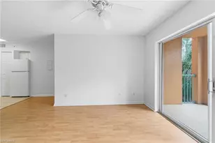1260 Wildwood Lakes Blvd, Naples, FL 34104 - Photo 5