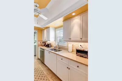 4126 Belair Ln #B-10, Naples, FL 34103 - Photo 11