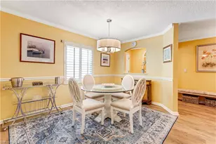 4126 Belair Ln, Naples, FL 34103 - Photo 5
