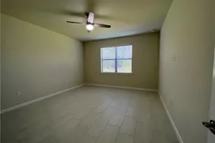2122 Yellowfin Cir, Naples, FL 34114 - Photo 11
