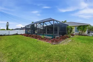 21 Tropicana Pkwy E, Cape Coral, FL 33909 - Photo 27