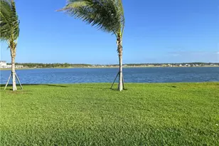 9077 Wisteria Wy, Naples, FL 34114 - Photo 5