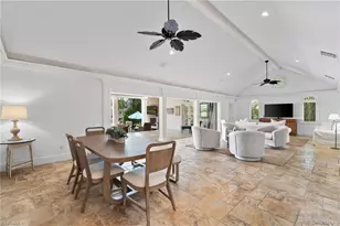 2201 Beacon Ln, Naples, FL 34103 - Photo 15