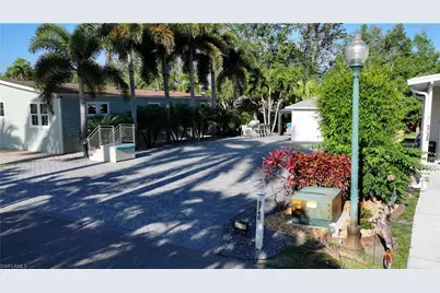 5740 Maplewood Ct, Fort Myers, FL 33905 - Photo 3