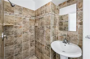 10300 McGregor Blvd, Fort Myers, FL 33919 - Photo 23