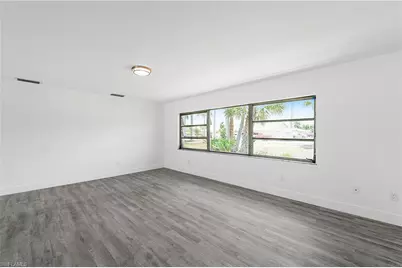 10300 McGregor Blvd, Fort Myers, FL 33919 - Photo 7