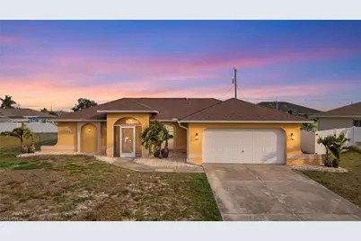 919 NE 18th Ter, Cape Coral, FL 33909 - Photo 1