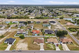 919 NE 18th Terrace, Cape Coral, FL 33909 - Photo 43