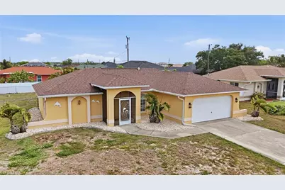 919 NE 18th Ter, Cape Coral, FL 33909 - Photo 35