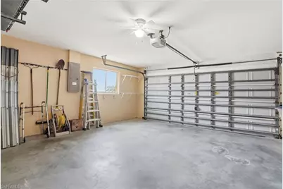 919 NE 18th Ter, Cape Coral, FL 33909 - Photo 23