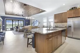 1410 Redona Wy, Naples, FL 34113 - Photo 17